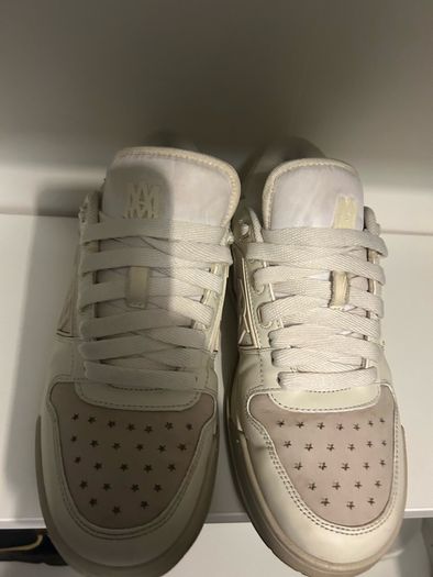 Amiri trainers