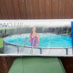 swimming pool ladder