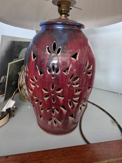 15 pieces of Michael Kennedy pottery. Mixed pieces and sizes. Great condition.