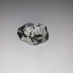 Moonstone uv reactive