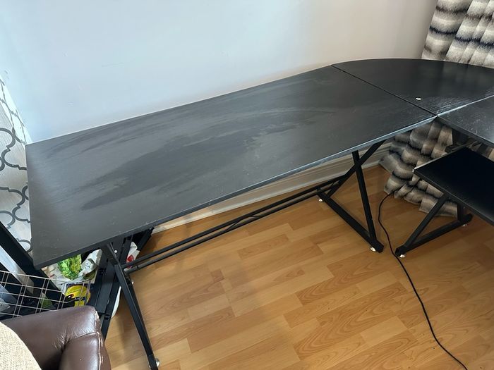 Office table