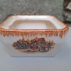 Sandland ware square bowl