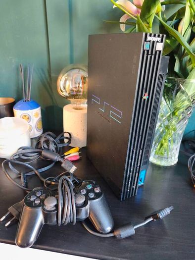 Sony PlayStation 2 PS2 Fat SCPH 39004 Console Cables Parts Repair