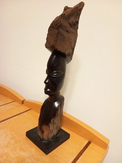 Statue Ebony  Tribal figurine Hand made
