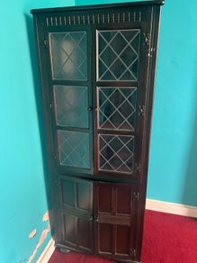 Glass cabinet