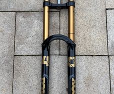 Fox 40 downhill 2026 fork. Damaged