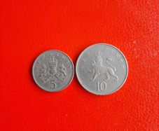 1968 British 5 and 10 'New Pence'