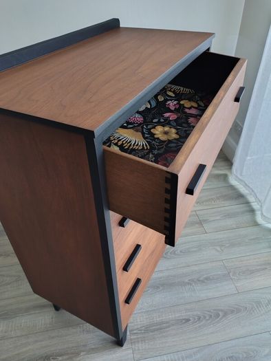 Mid century modern chest of drawers