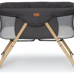 Baby Elegance Kangu Foldable Crib + 2 crib sheets