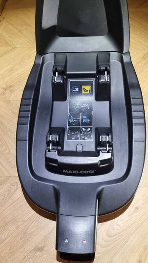 Maxi Cosi Nova3 Pushchair, Tinca car seat, Jade & isofix base