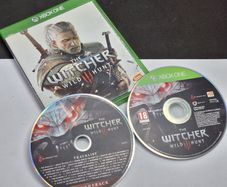 The Witcher 3: Wild Hunt Xbox One Game Disc - Used