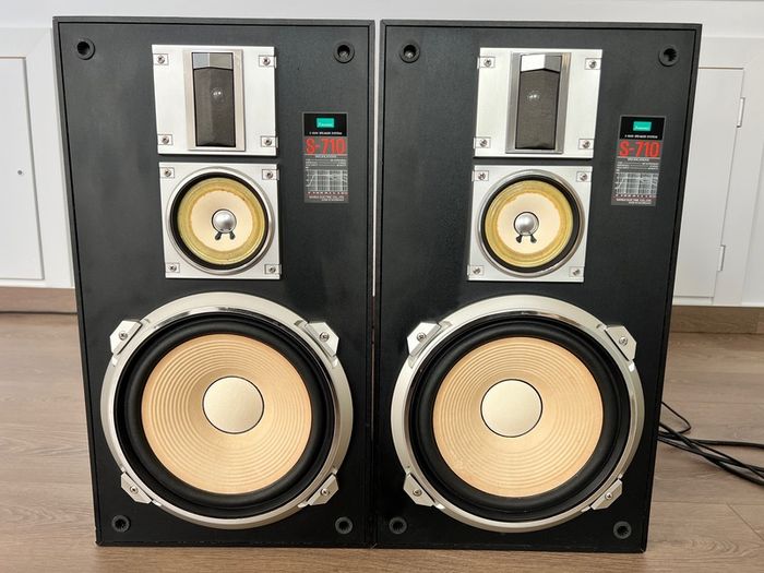Sansui S-710 Hifi Speakers