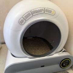 Automatic cat tray - new - self-cleaning