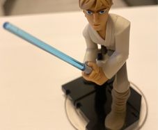Disney Infinity 3.0 Luke Skywalker Star Wars Figure INF-1000206