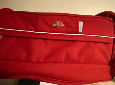Samsonite Red Holdall