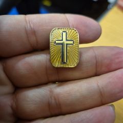 Vintage Valley Casting Gold Tone Cross Father's Day Religious Pin