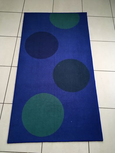 Fully colour coordinated rugs (2 nos)