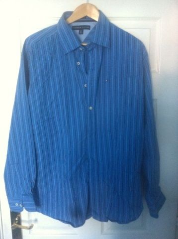 Tommy Hilfiger long sleeved shirt in very good condition
