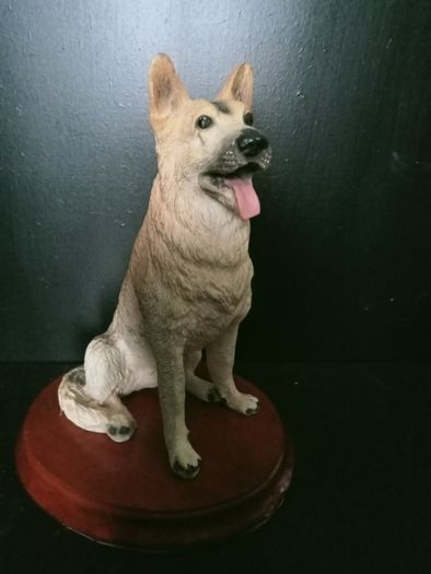 Collection of dog's figurines