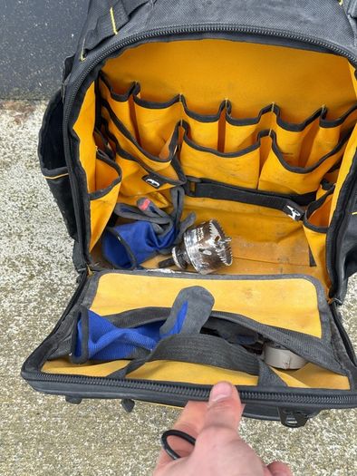 dewalt tool bag
