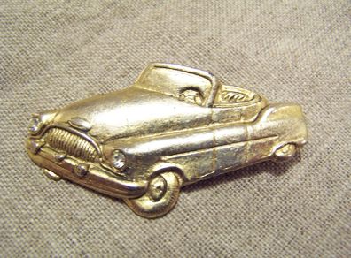 Vintage Buick Brooch/Pin Badge - Vintage American Car Collectible - Vintage Badge