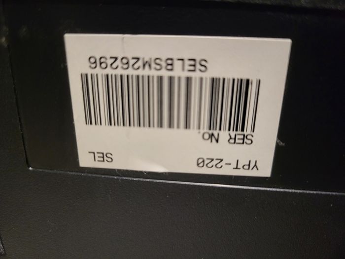 Yamaha YPT220 Digital Keyboard