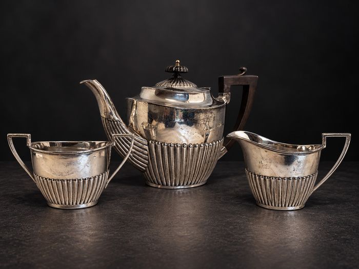 Vintage Walker & Hall Sheffield Silver-Plated 3-Piece Tea Set