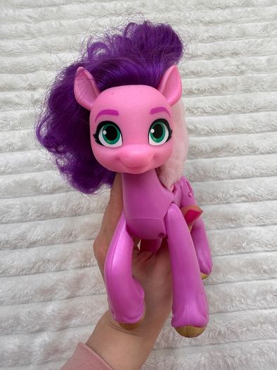 My Little Pony A New Generation Movie Singing Star Princess Petals approx. 7" Used Please see photos
