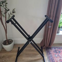 As New Keyboard Piano Stand not used
