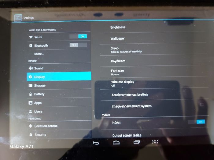 HANNSPREE  Hannspad 10.1 inch Tablet, Model No. HSG1279, in excellent condition