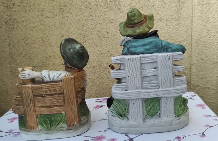 Two man figurines of Capodimonte style
