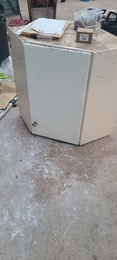 corner cabinet