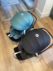 Maxi cosi Pebble 360 car seats and bases