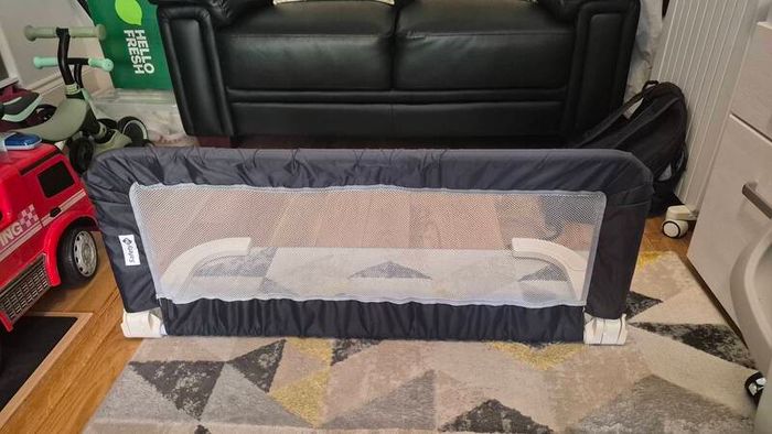 Safety 1st - Portable Bed Rail