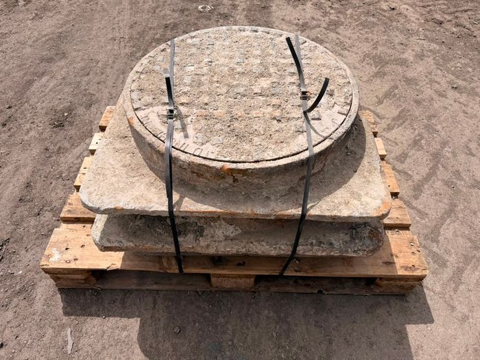 Manhole cover