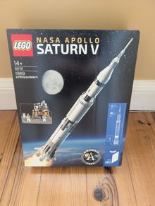 Lego Saturn V - BNIB