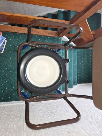 Commode