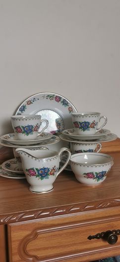 arklow pottery Teaseat