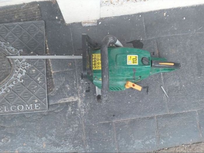 chainsaw