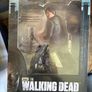Daryl Dixon Deluxe Action Figure Image 6