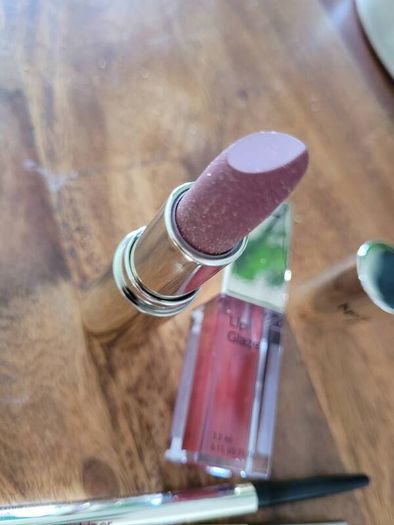 No 7 limited edition lip trio infinity