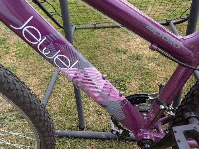 Apollo Jewel - Girls Mountain Bike