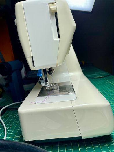 Brother Compal Sovereign Sewing Machine - VERY HIGH QUALITY MACHINE THIS ONE!! - Excellent condition - Just Serviced