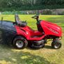 Ride on lawnmower Image 3