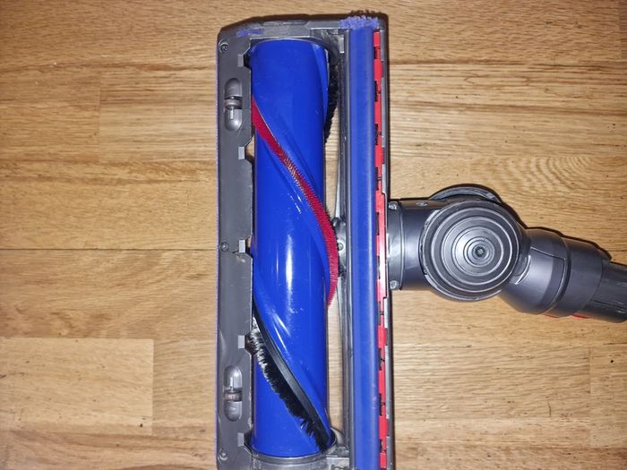 Dyson V12