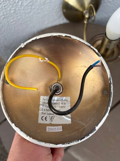 Ceiling & 2 wall lights