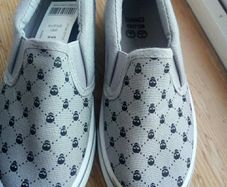 BNWT Size 8 Grey Boys Slip On Shoes