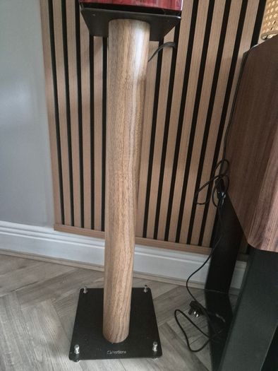 Norstone Speaker Stands