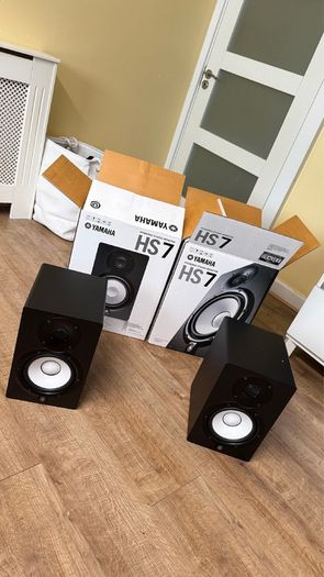 Yamaha HS7 Active Studio Monitor | Pair