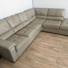 Leather corner sofa